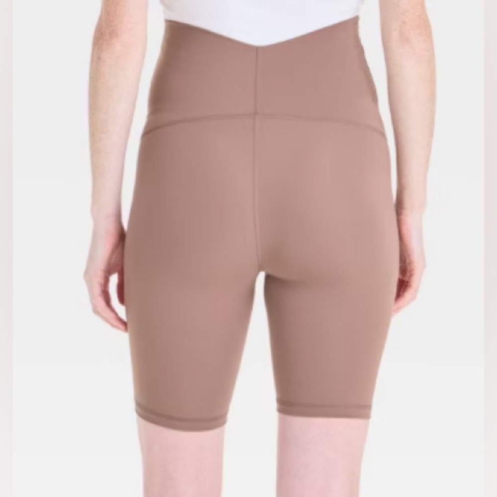 NWT Isabel Over Belly High-Rise Active Maternity Bike Shorts -bundle of 3 - Picture 3 of 9
